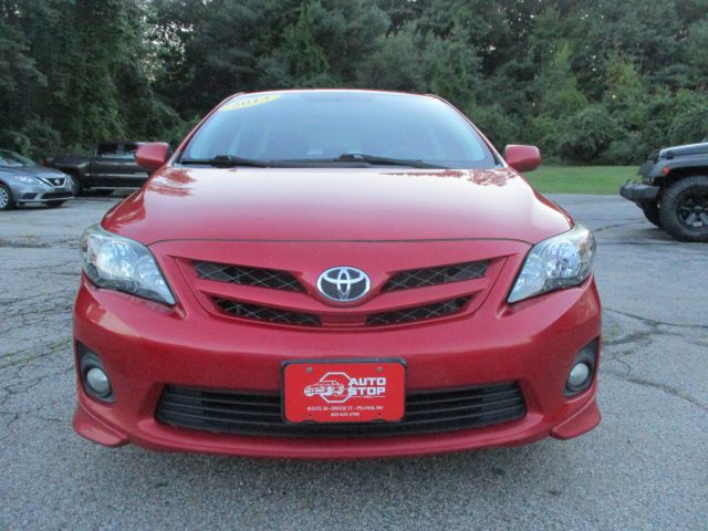 2013 Toyota Corolla Image 2