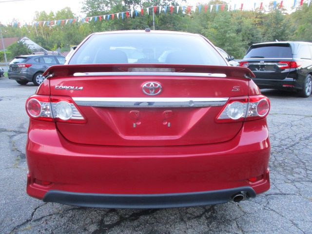 2013 Toyota Corolla Image 5