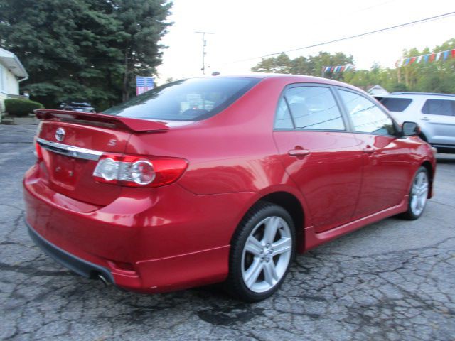 2013 Toyota Corolla Image 6