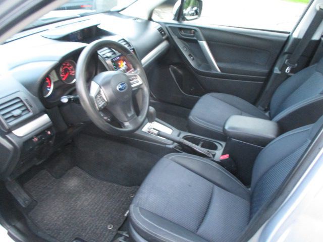 2015 Subaru Forester Image 14