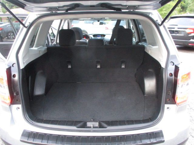 2015 Subaru Forester Image 18
