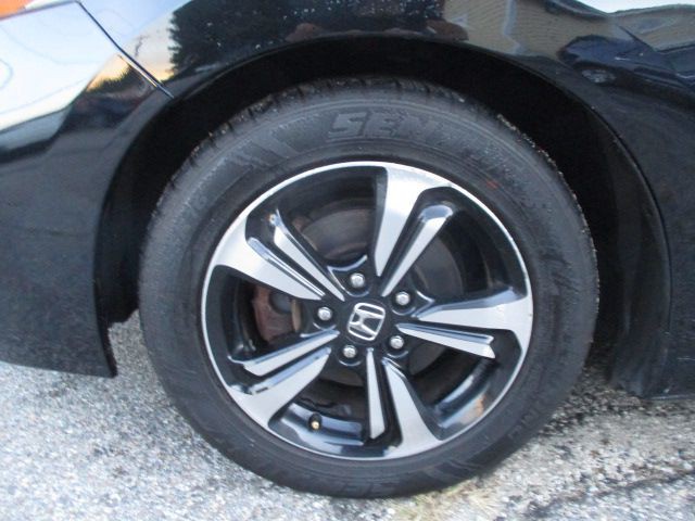 2015 Honda Civic Image 21