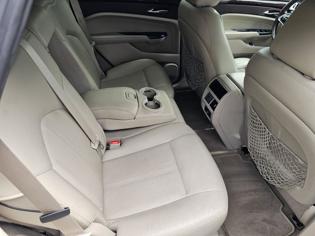 2015 Cadillac SRX Image 18