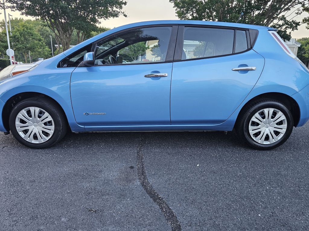 2013 Nissan Leaf Image 4