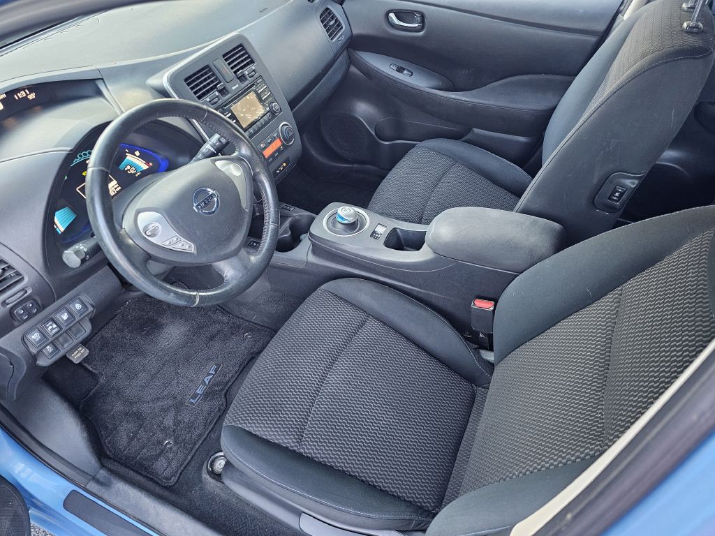 2013 Nissan Leaf Image 12