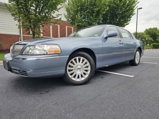 Image for 2003 Lincoln Town Car Signature ID: 6698165