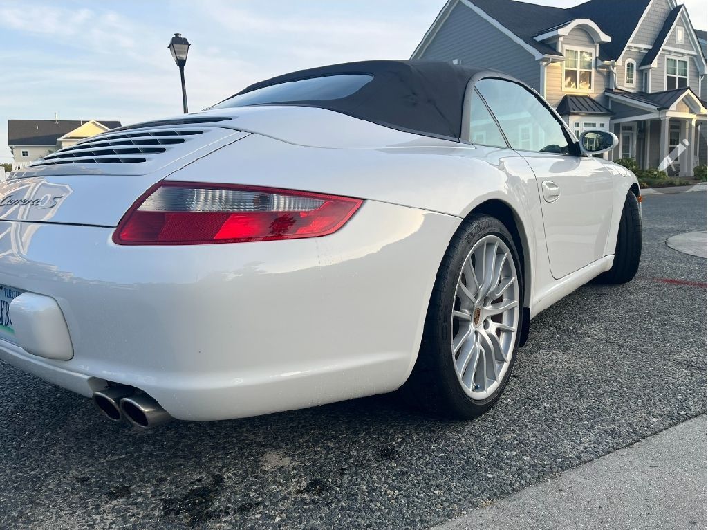 2007 Porsche 911 Image 6
