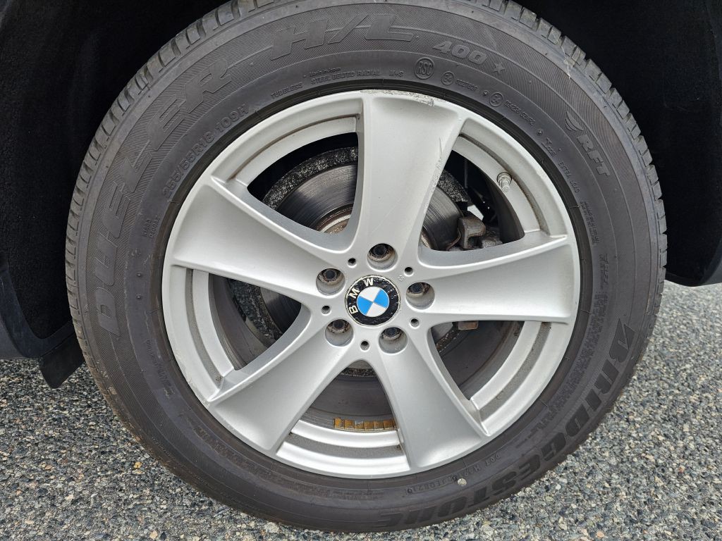 2011 BMW X5 Image 12