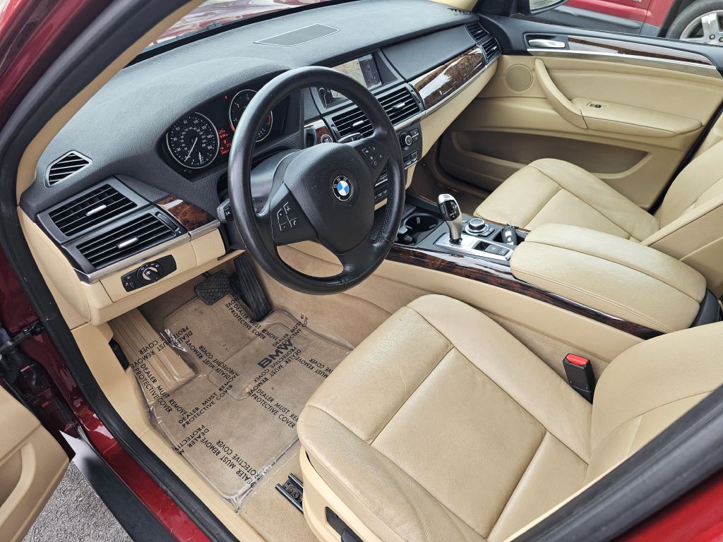 2011 BMW X5 Image 16