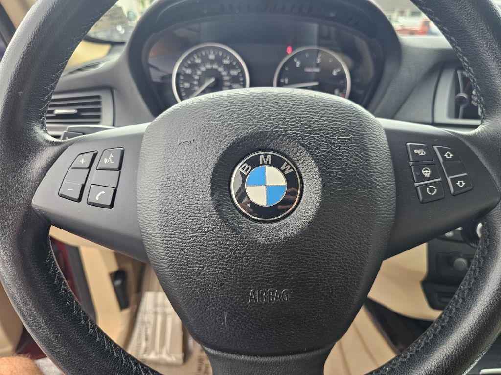 2011 BMW X5 Image 18