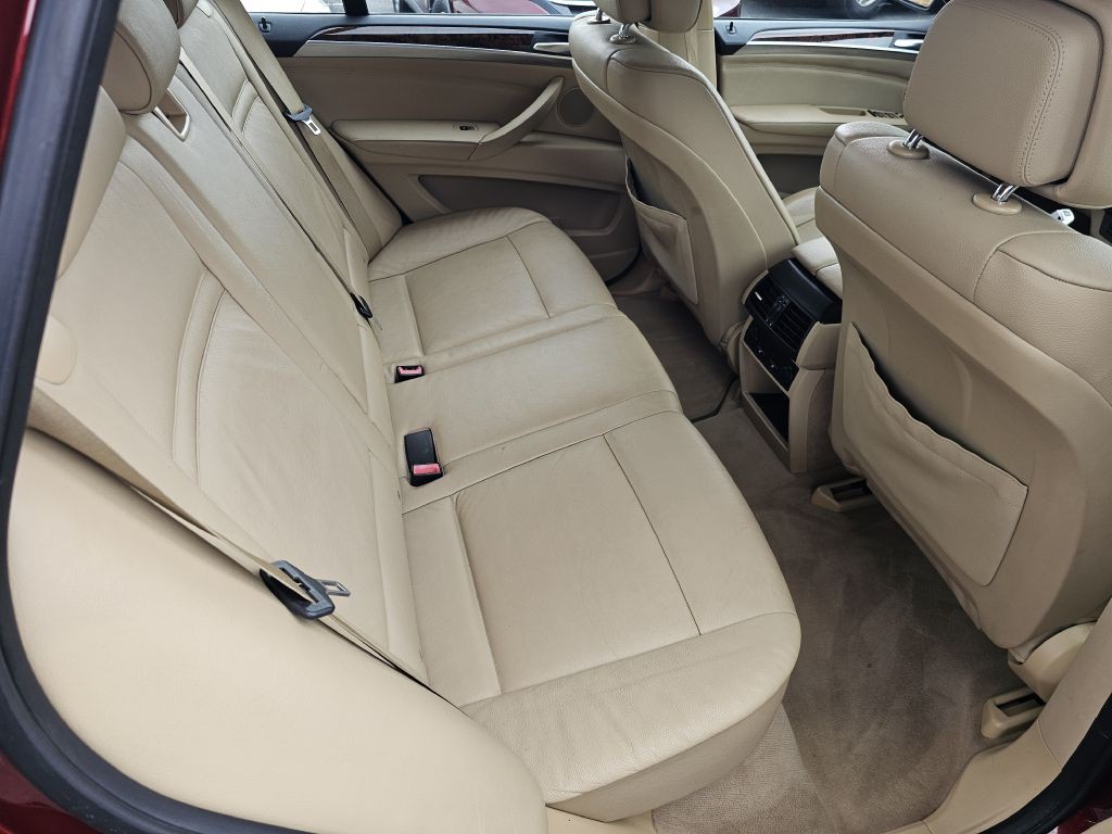 2011 BMW X5 Image 23