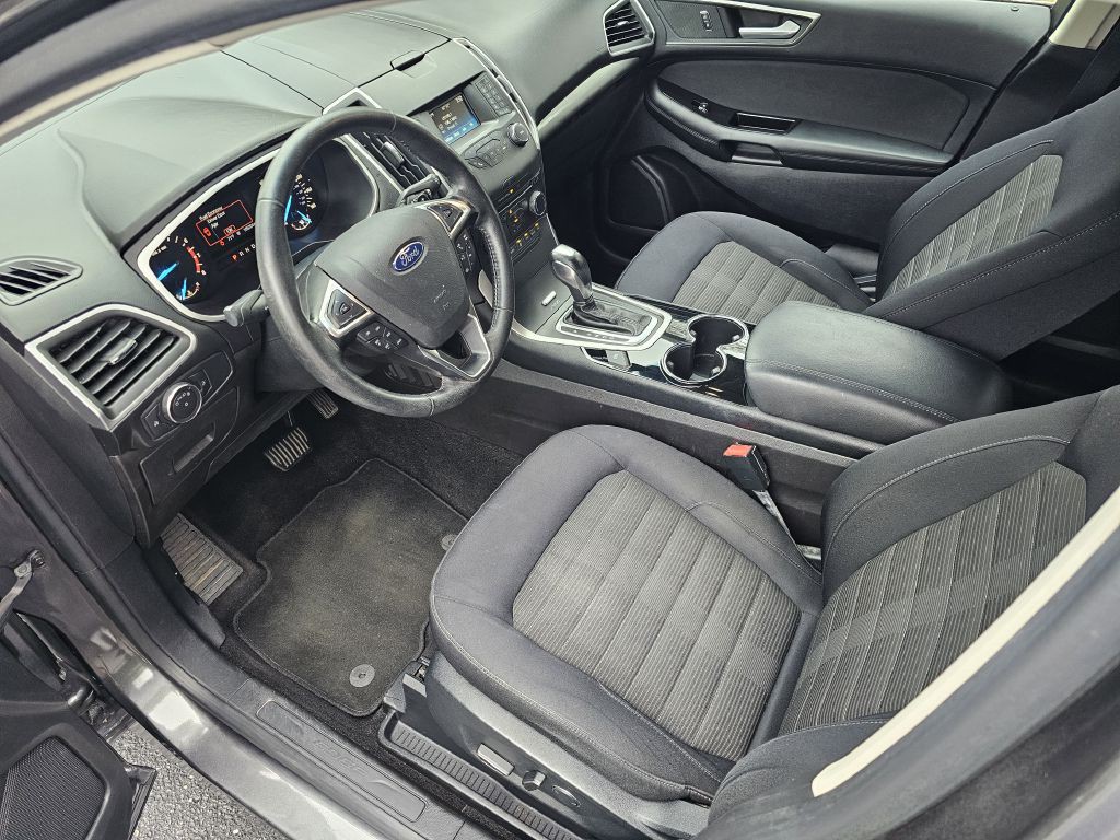 2017 Ford Edge Image 12