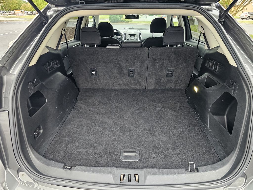 2017 Ford Edge Image 20