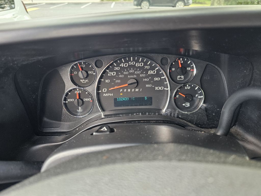 2012 Chevrolet Express Image 13