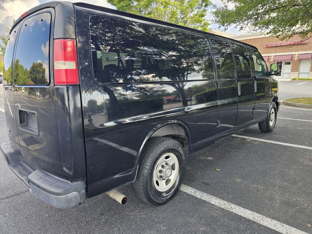 2012 Chevrolet Express Image 7