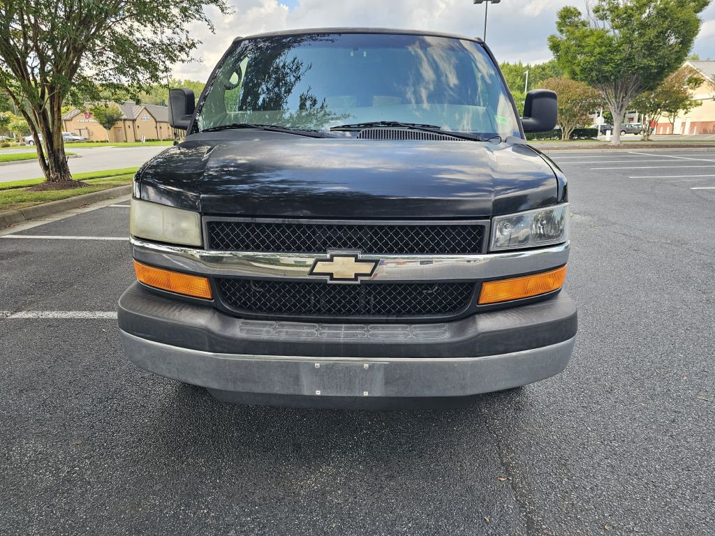 2012 Chevrolet Express Image 10