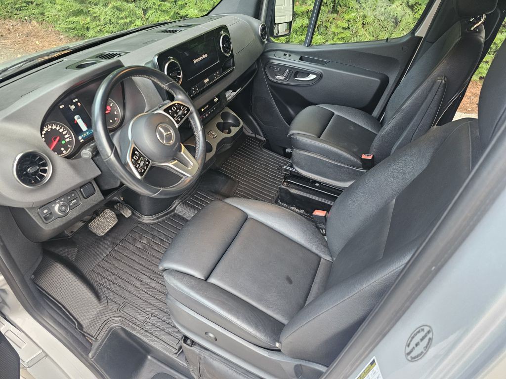 2020 Mercedes-Benz Sprinter Image 3