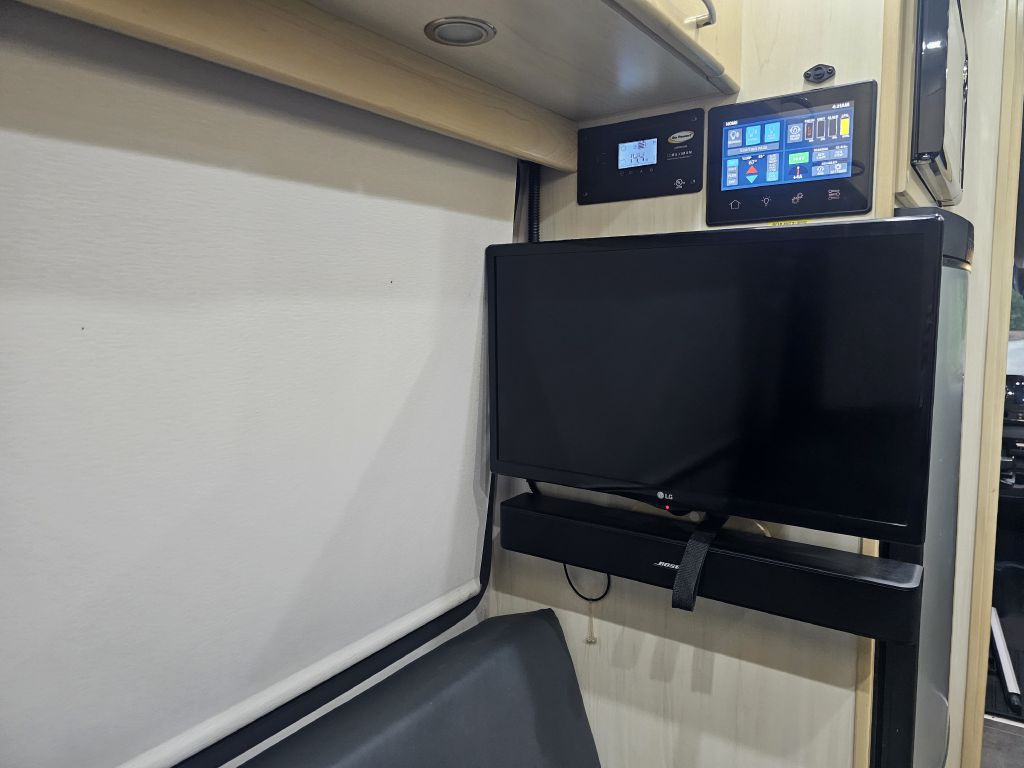 2020 Mercedes-Benz Sprinter Image 24