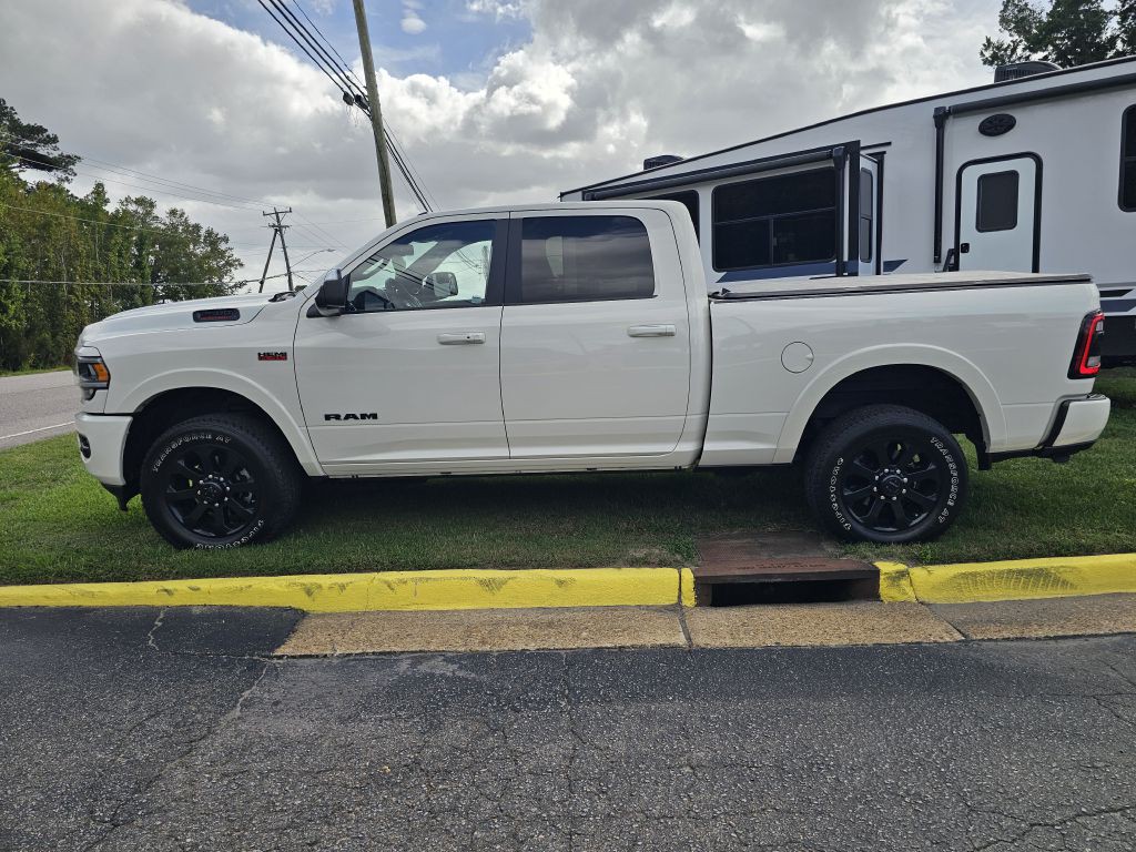 2022 RAM 2500 Image 2
