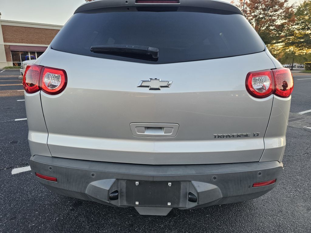 2012 Chevrolet Traverse Image 5