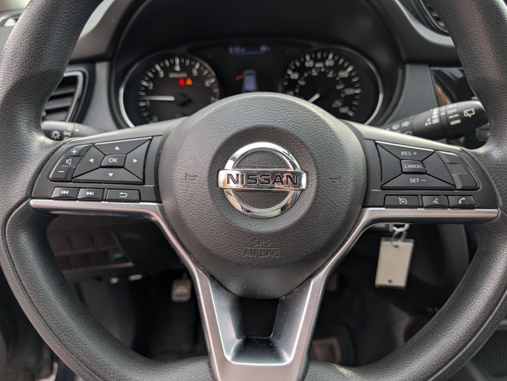 2019 Nissan Rogue Image 13