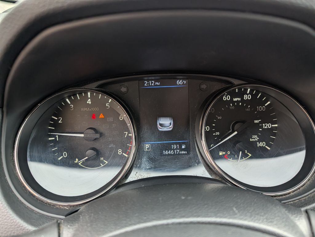 2019 Nissan Rogue Image 14