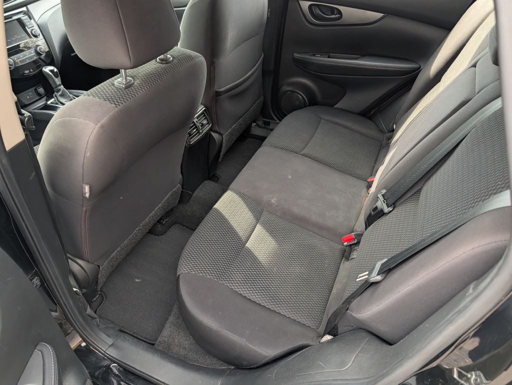 2019 Nissan Rogue Image 19