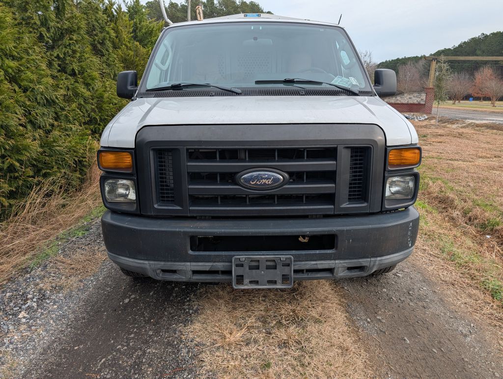 2010 Ford Econoline Image 8