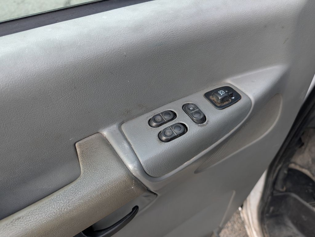 2008 Ford Econoline Image 15