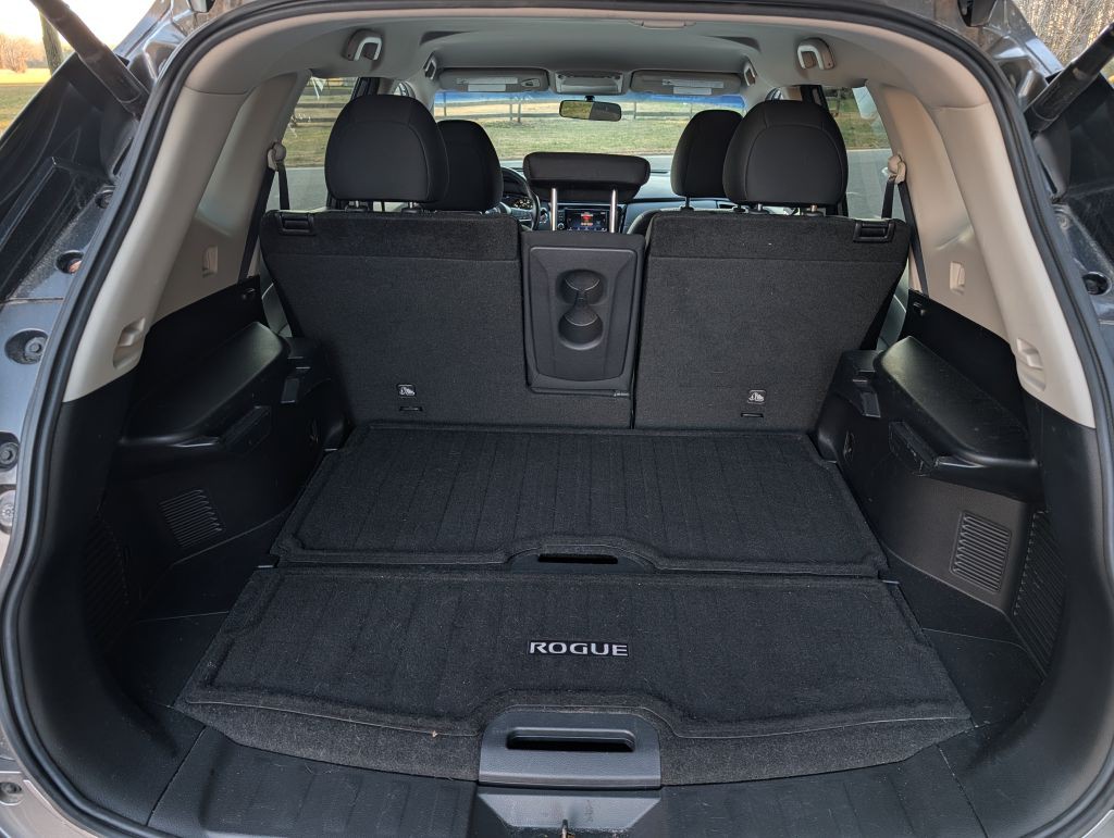 2018 Nissan Rogue Image 23