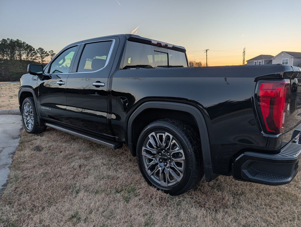 2023 GMC Sierra Image 5