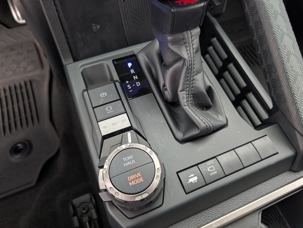 2025 Toyota 4Runner Image 17