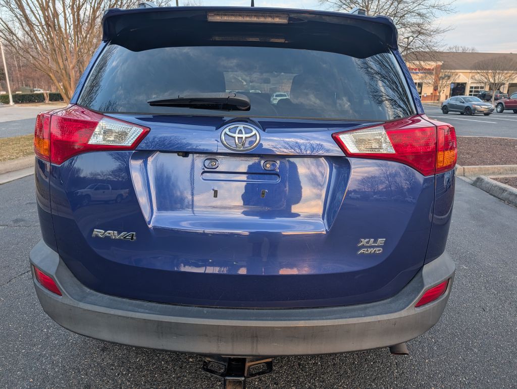2015 Toyota Rav4 Image 4