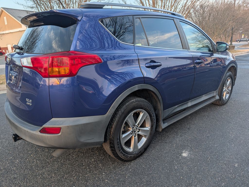 2015 Toyota Rav4 Image 5