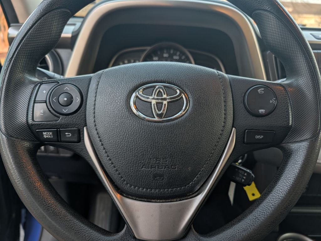 2015 Toyota Rav4 Image 16