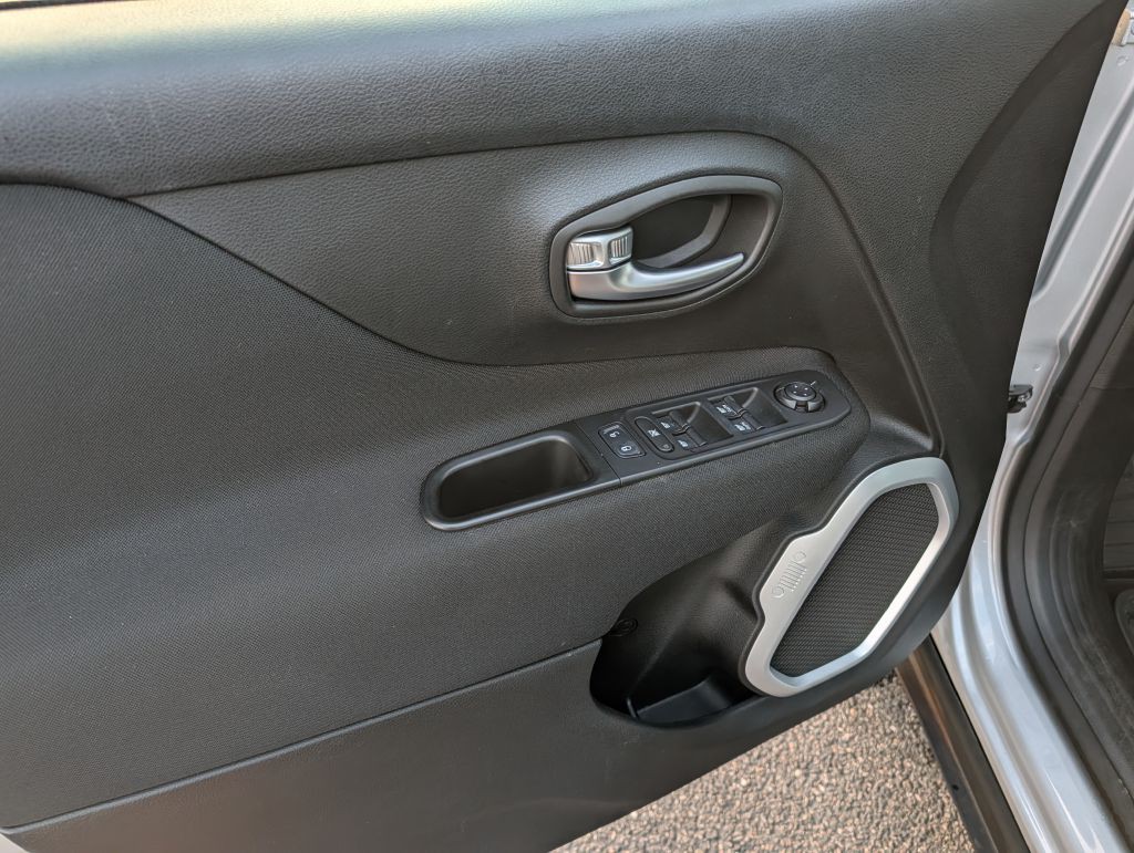 2018 Jeep Renegade Image 10