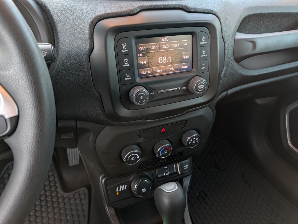 2018 Jeep Renegade Image 14