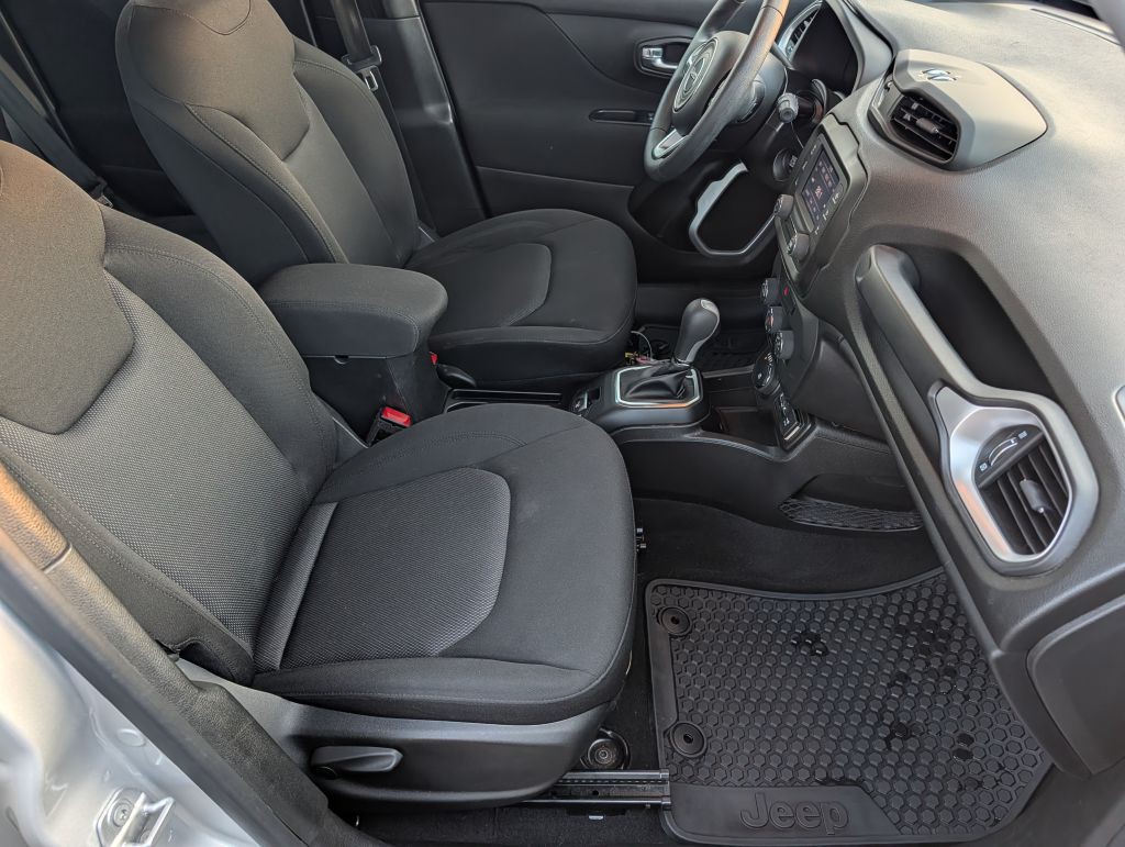 2018 Jeep Renegade Image 17