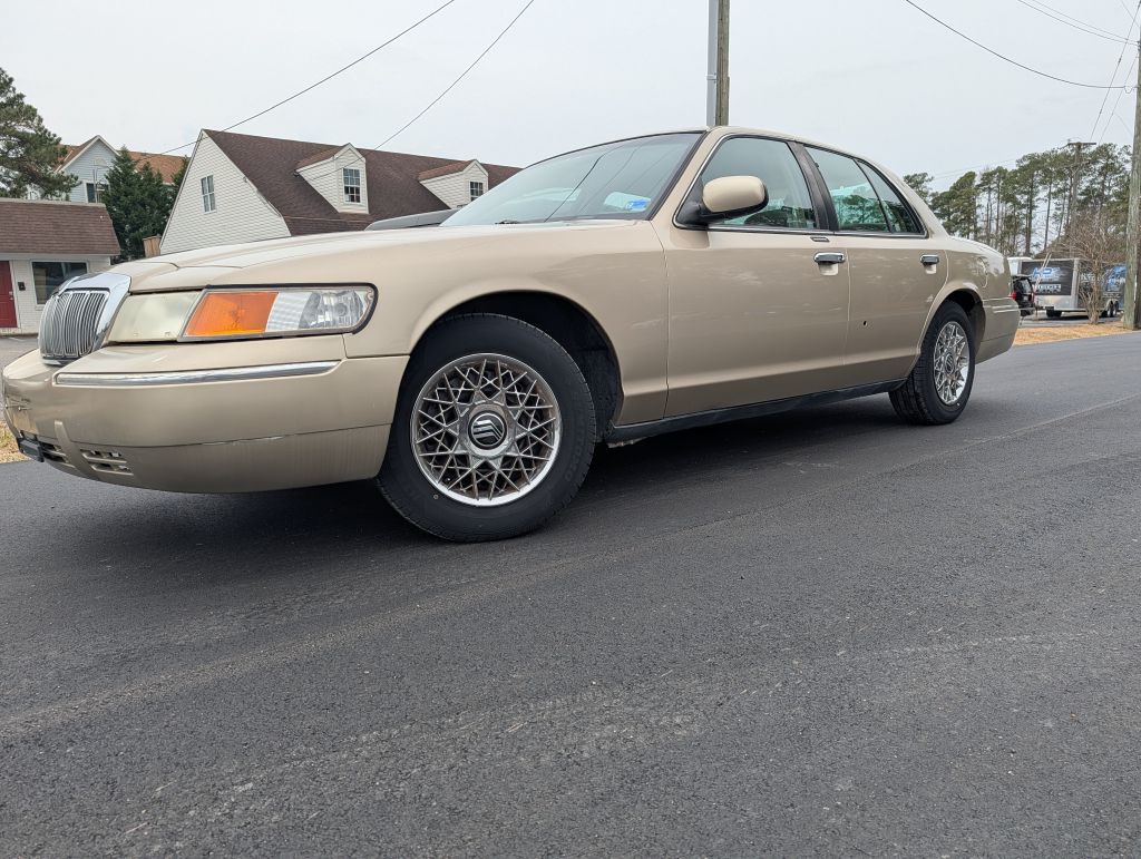 1999 Mercury Grand Marquis Image 1