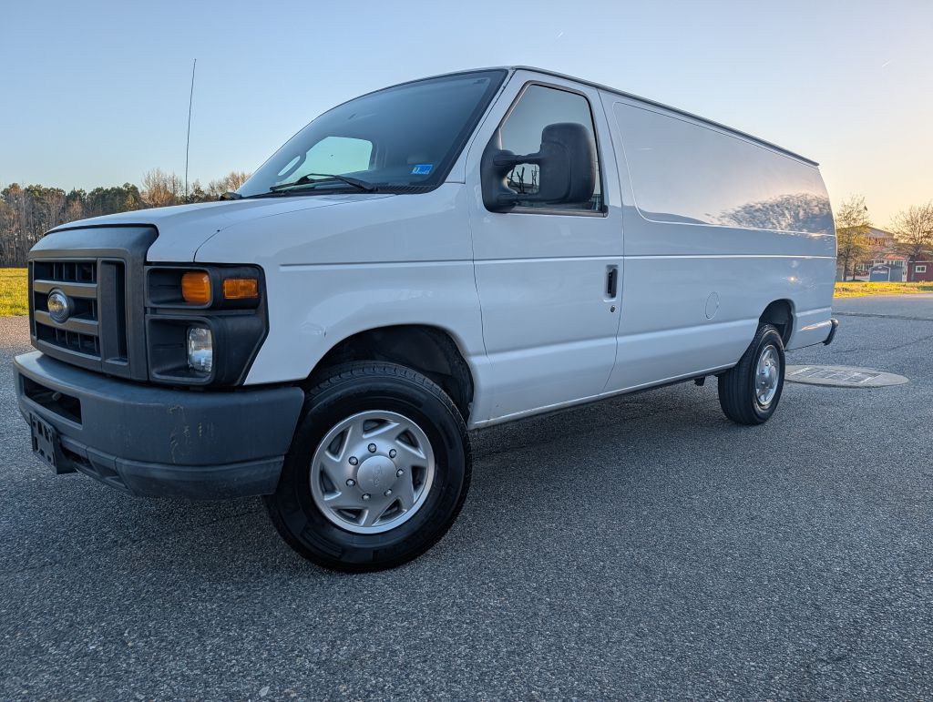 2012 Ford Econoline Image 1
