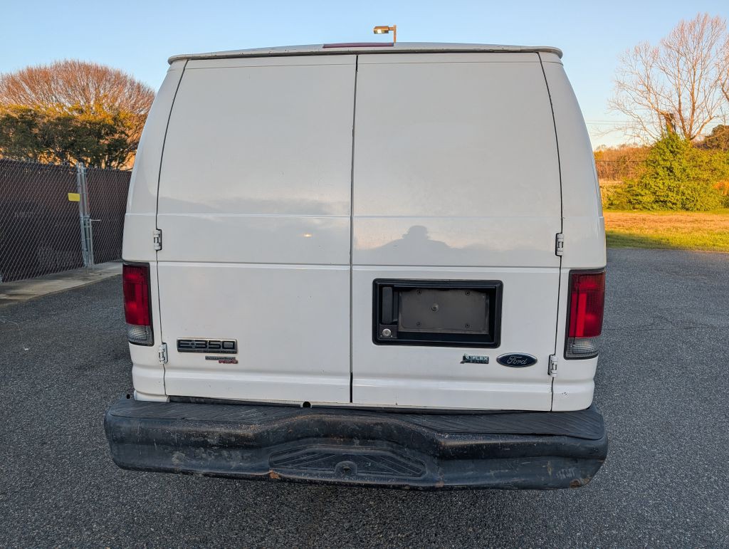 2012 Ford Econoline Image 4