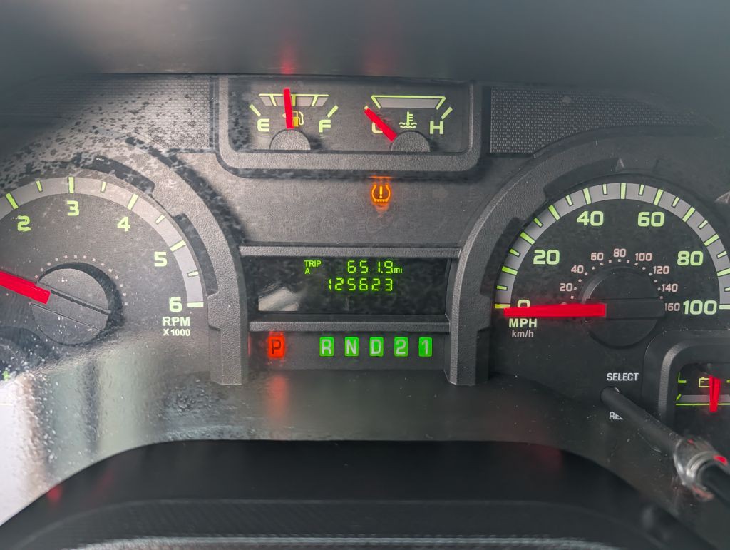 2012 Ford Econoline Image 14