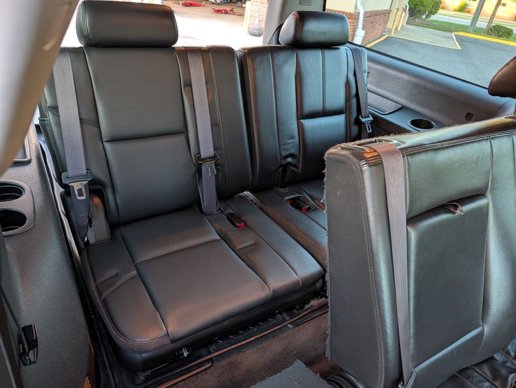 2008 Chevrolet Suburban Image 22