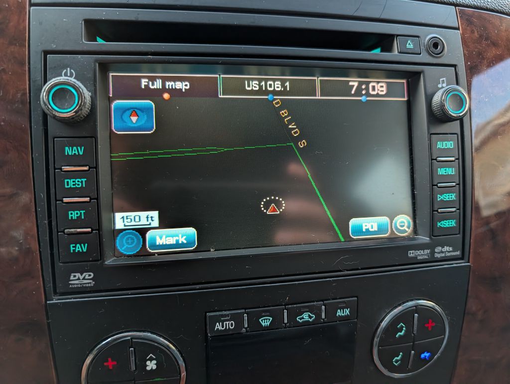 2008 Chevrolet Suburban Image 26