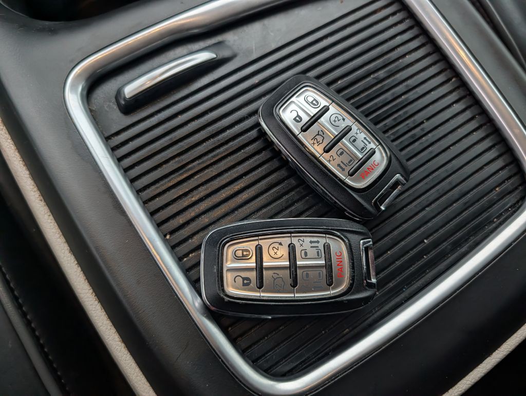 2018 Chrysler Pacifica Image 17