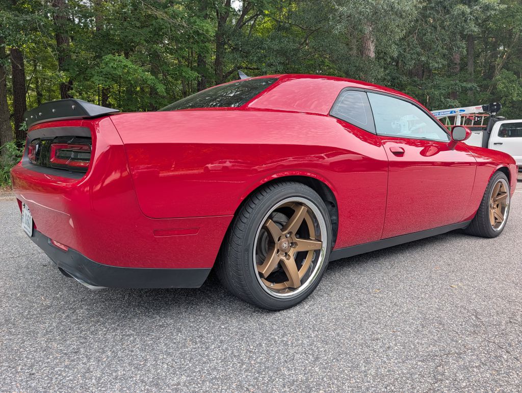 2016 Dodge Challenger Image 5
