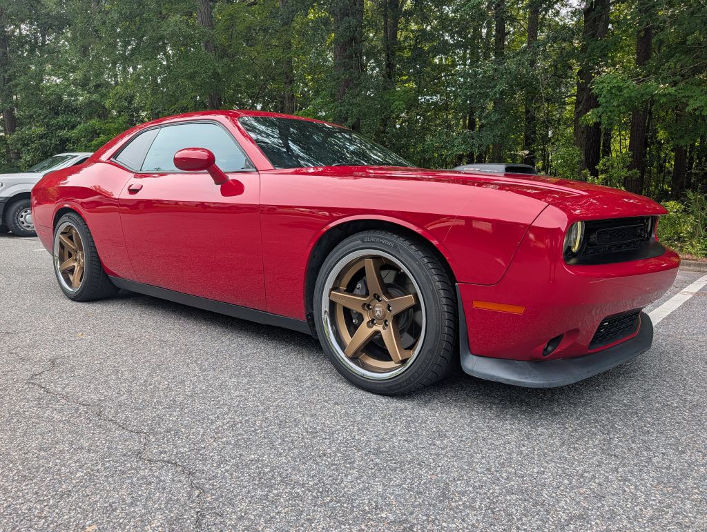 2016 Dodge Challenger Image 7
