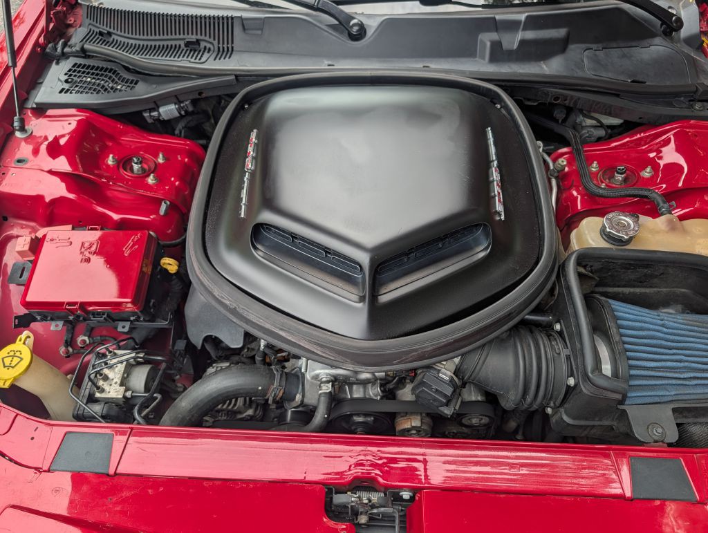 2016 Dodge Challenger Image 13