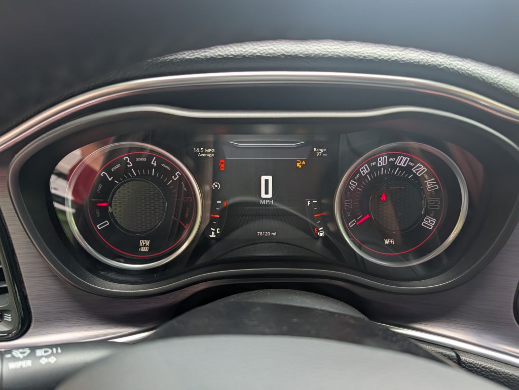 2016 Dodge Challenger Image 17