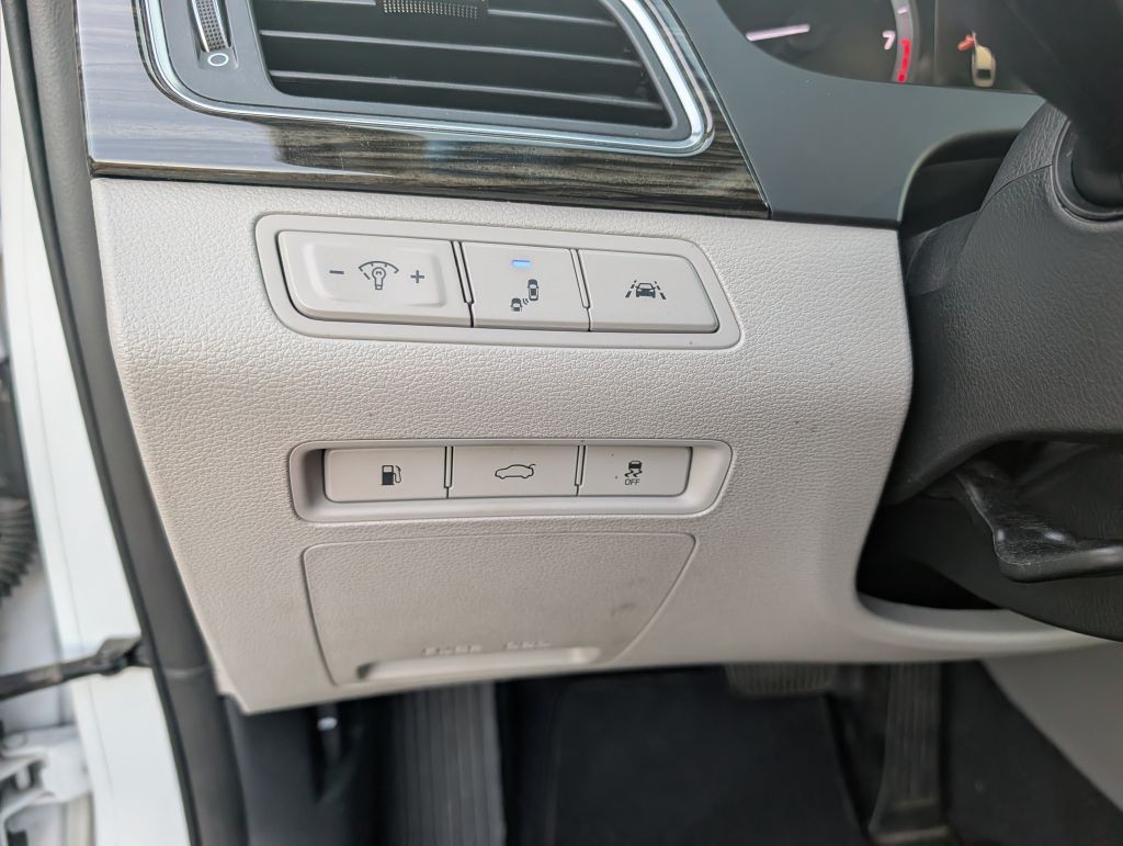 2016 Hyundai Sonata Image 13